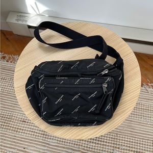 Balenciaga logo explorer black belt bag